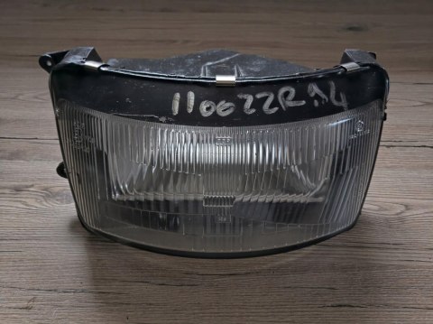 KAWASAKI ZZR 1100 REFLEKTOR LAMPA PRZÓD