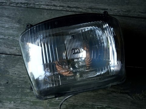 REFLEKTOR LAMPA KAWASAKI GPZ 600