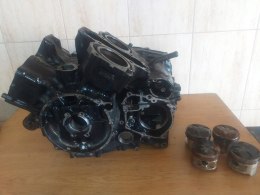 KARTERY BLOK SILNIKA TŁOKI HONDA MAGNA VF700 RC21E