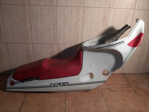 OWIEWKA OWIEWKI TYŁ OGON SIEDZENIE GILERA KZ 125